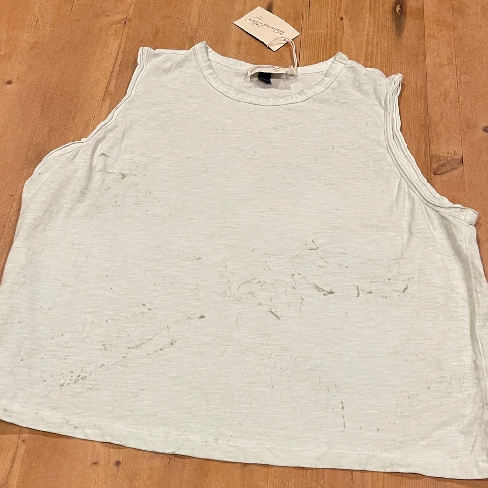 Universal Thread Tank XL - Picture 1 of 8